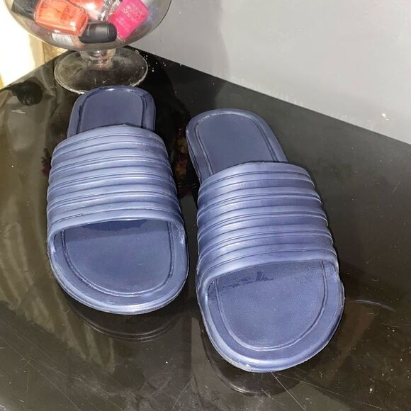 Men’s navy blue slides  - Picture 1 of 3
